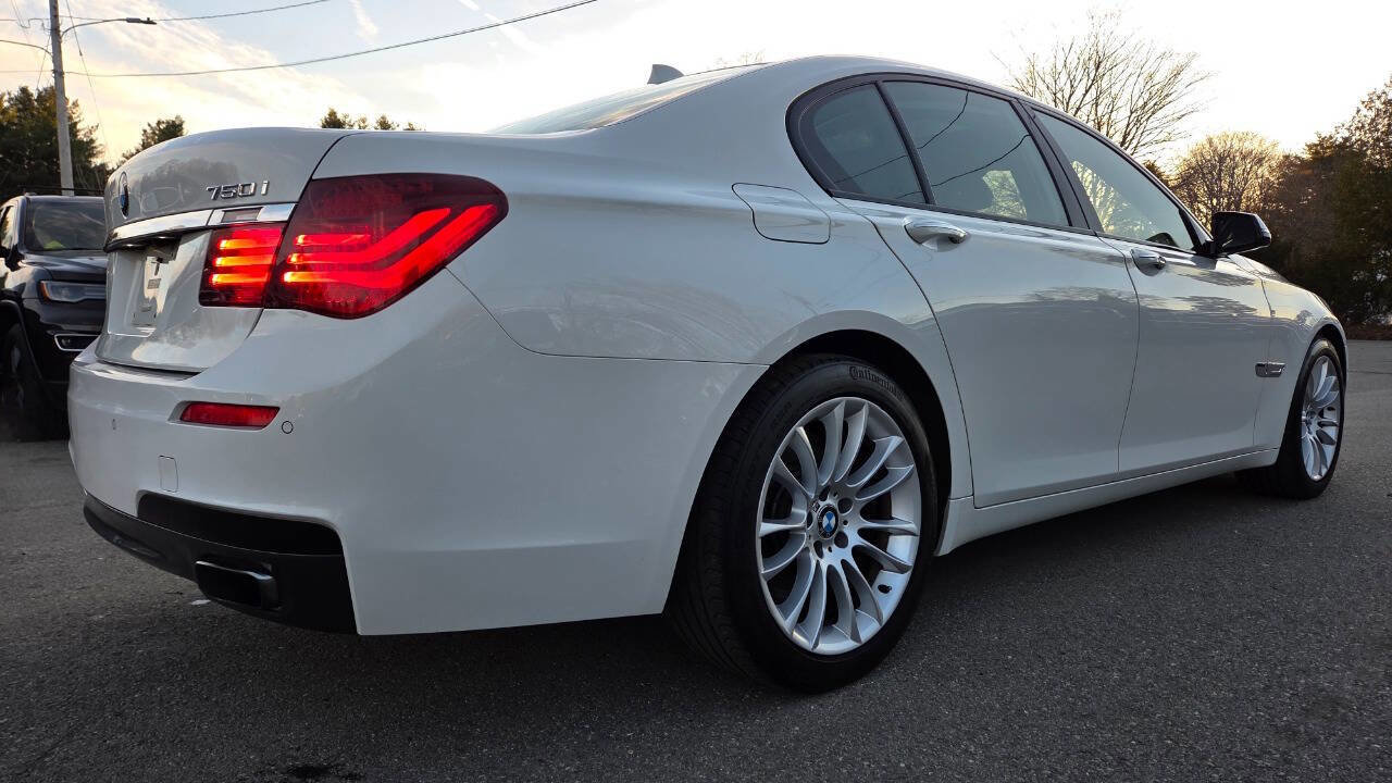 Used 2015 BMW 750i xDrive AWD/4WD image 16