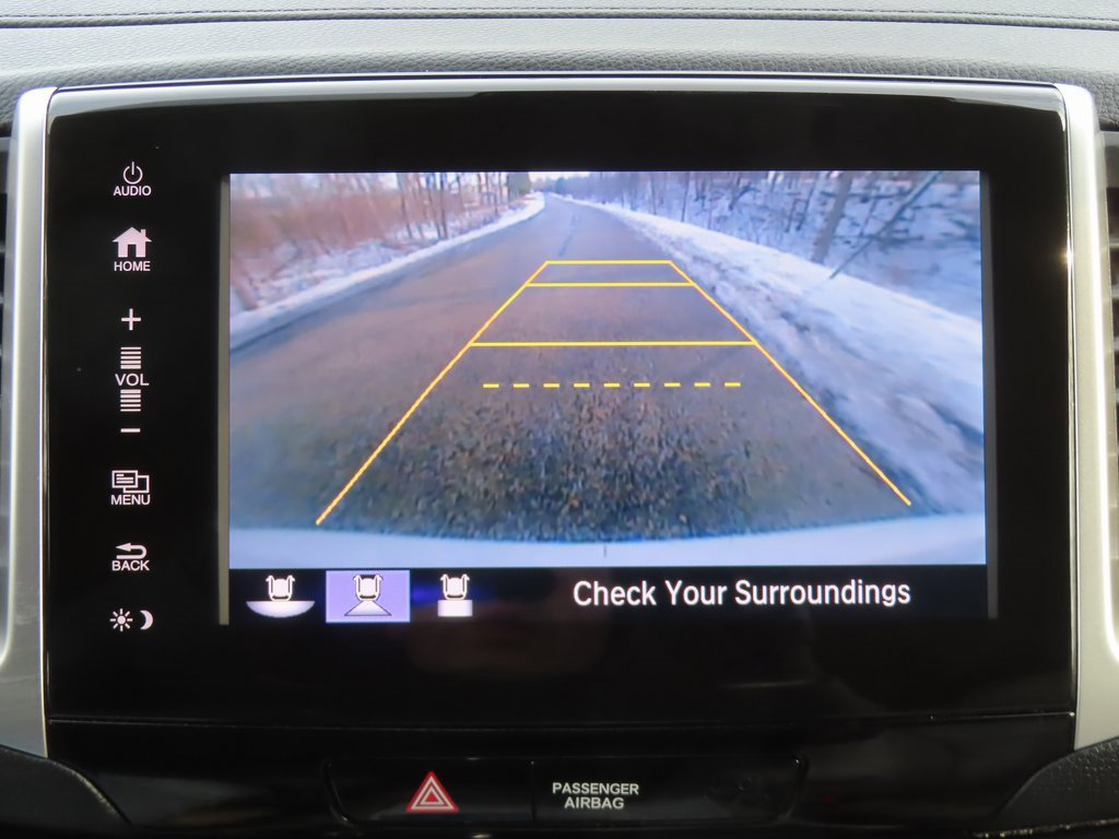 Used 2017 Honda Pilot Touring image 6