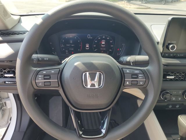 Used 2025 Honda Accord SE image 16