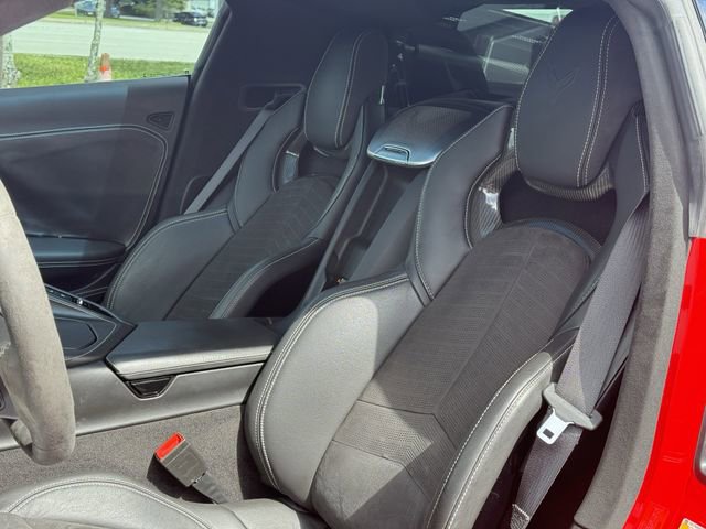 Used 2020 Chevrolet Corvette Stingray Premium Cpe w/ 3LT Preferred Equipment Group RWD image 17