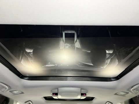 Used 2019 Honda Pilot Elite image 4