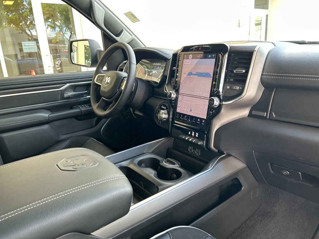 Used 2026 RAM 1500 Laramie AWD/4WD image 28