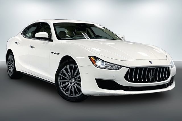 Used 2019 Maserati Ghibli RWD image 1