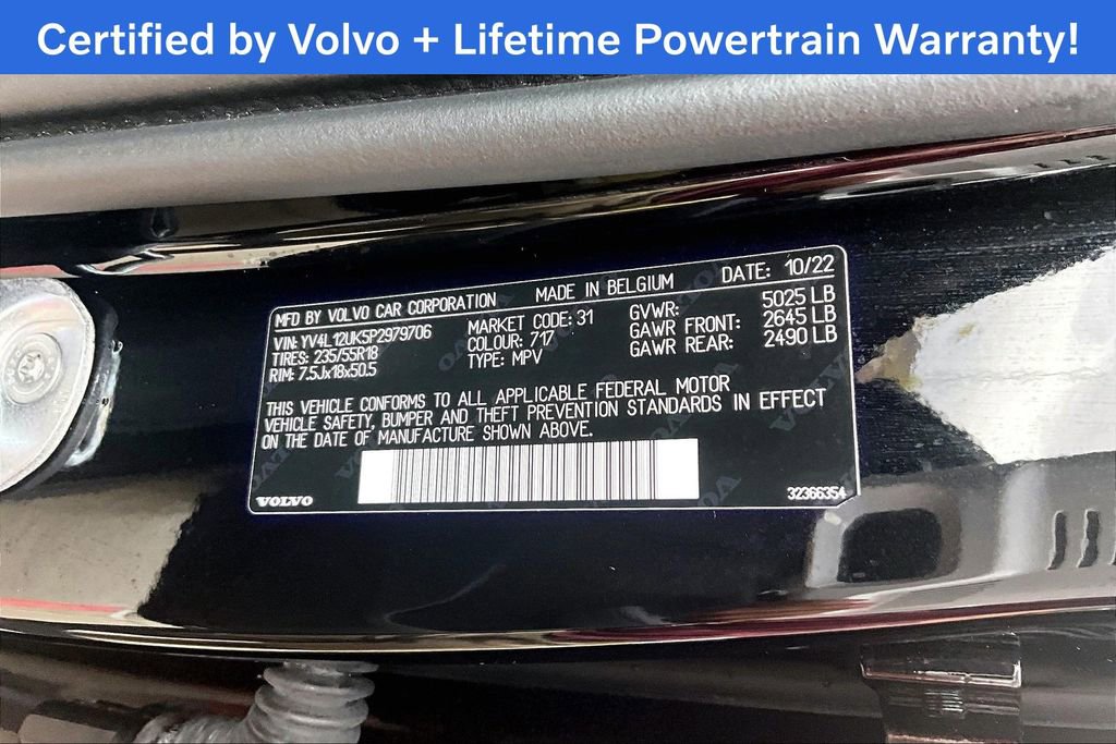 Certified 2023 Volvo XC40 B5 Core image 45