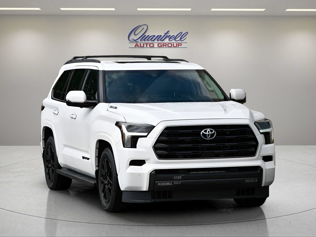 Used 2024 Toyota Sequoia SR5 w/ SR5 Premium Package AWD/4WD image 2
