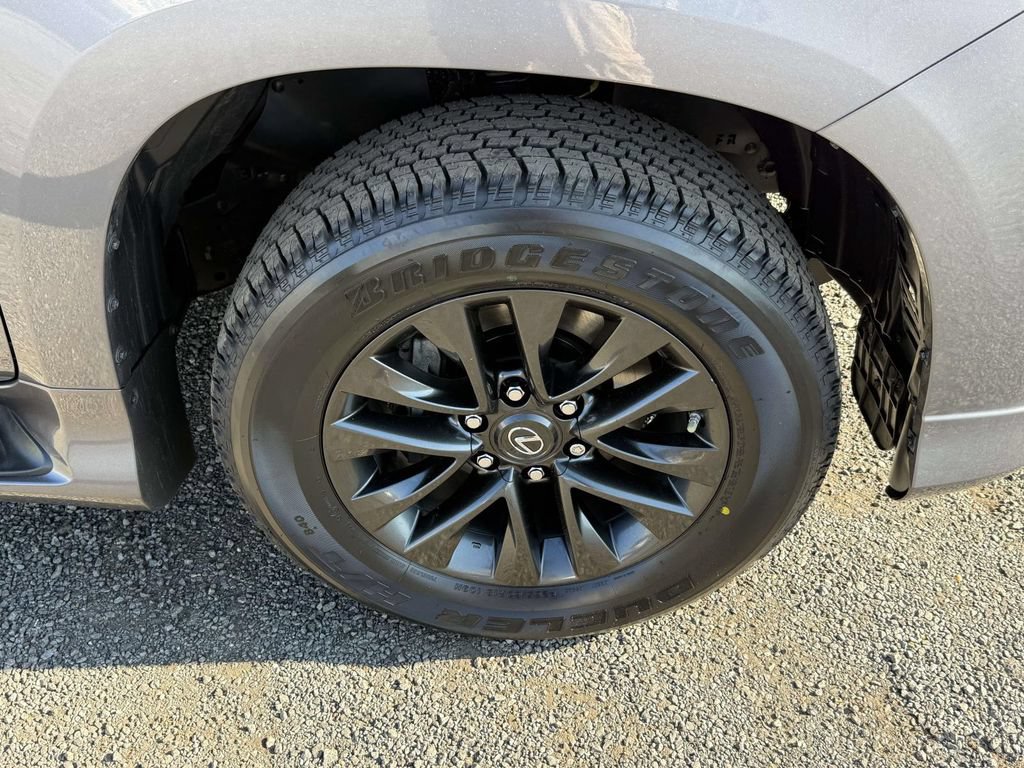 Used 2023 Lexus GX 460 Premium w/ Premium Package AWD/4WD image 7