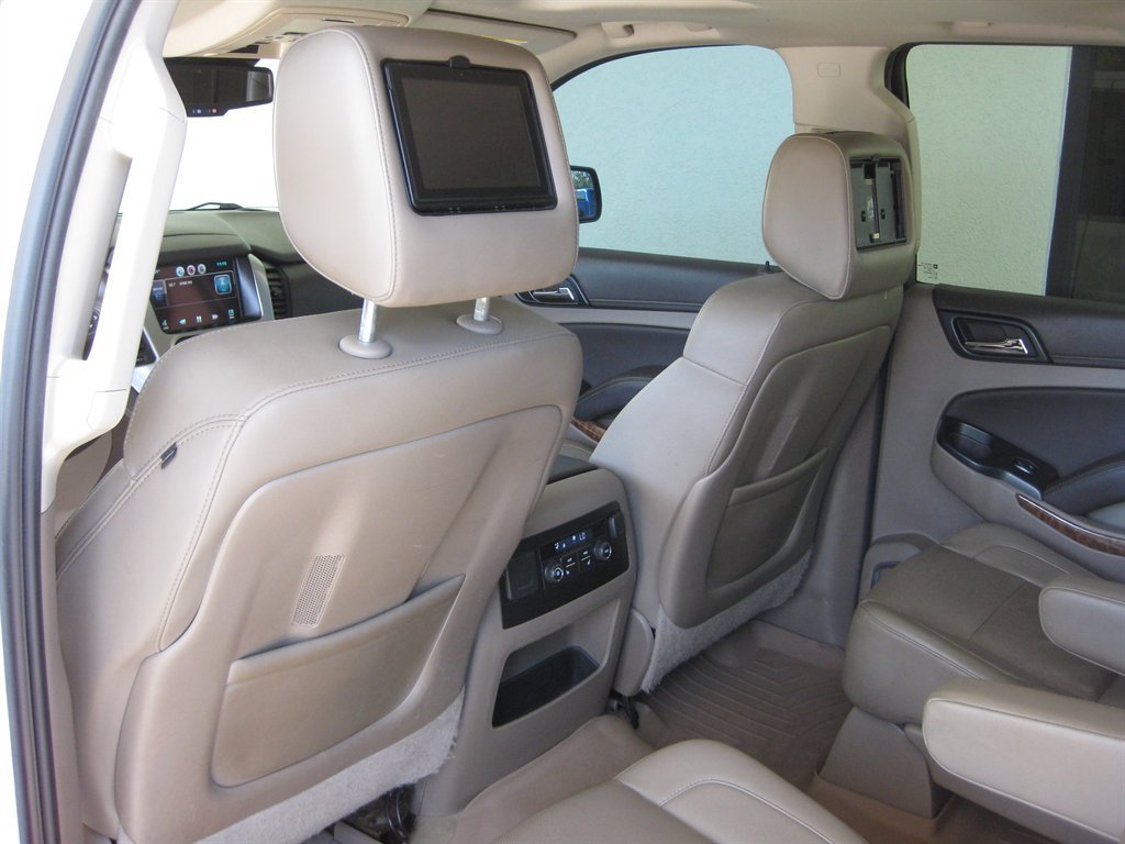 Used 2015 Chevrolet Suburban LTZ w/ Max Trailering Package AWD/4WD image 31