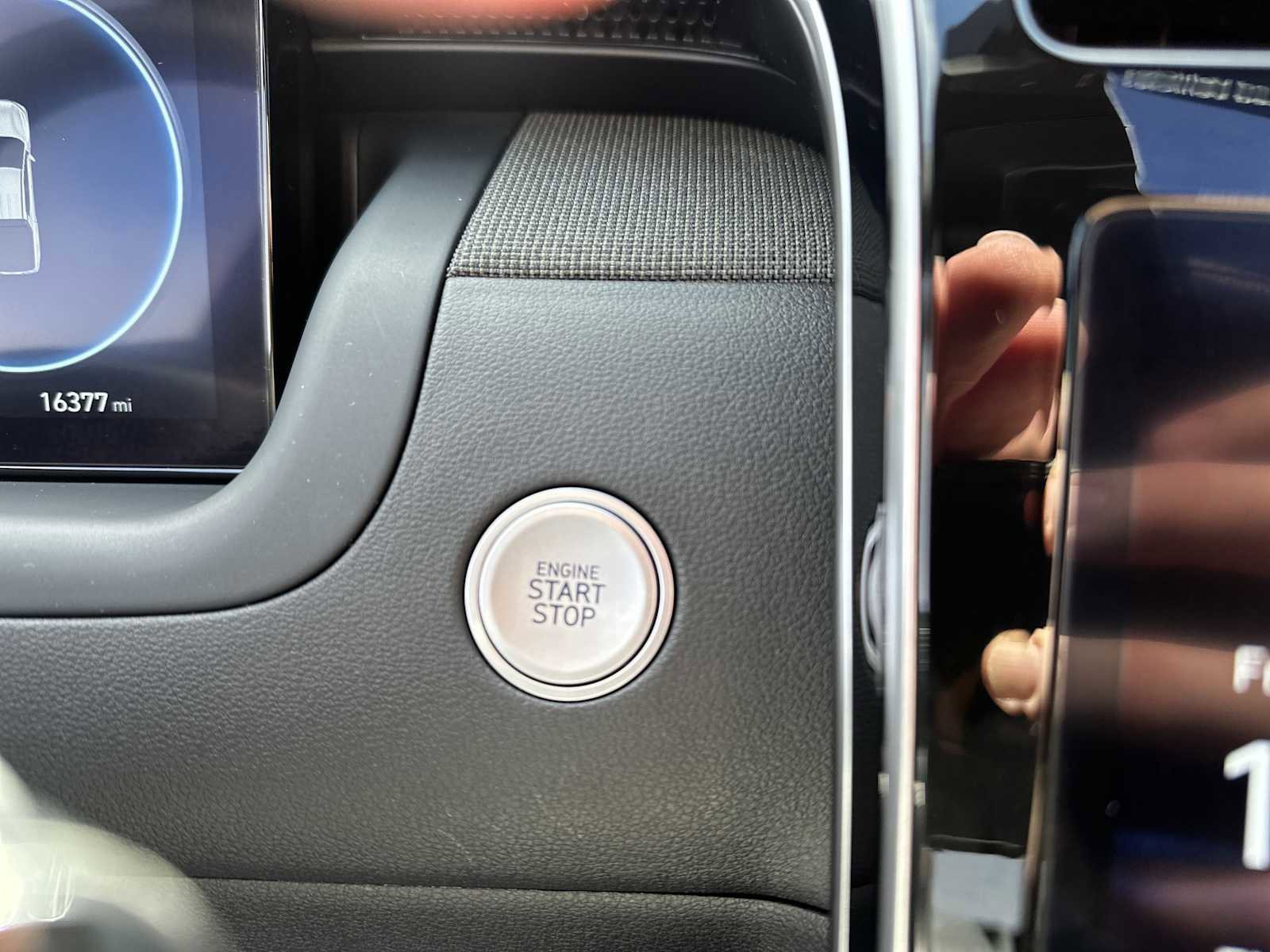 Used 2024 Hyundai Santa Cruz Limited image 20