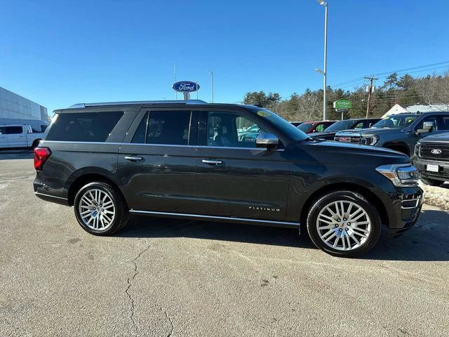 Used 2022 Ford Expedition Max Platinum image 2