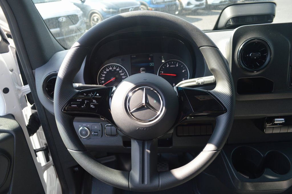 New 2026 Mercedes-Benz Sprinter 144 Cargo image 33