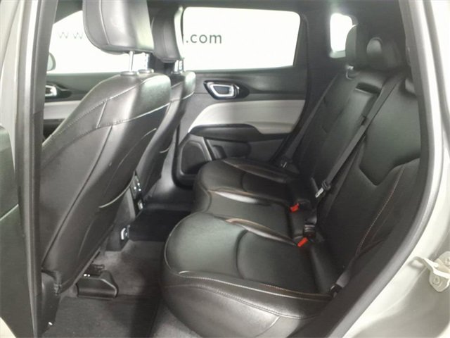 Used 2024 Jeep Compass Limited image 15