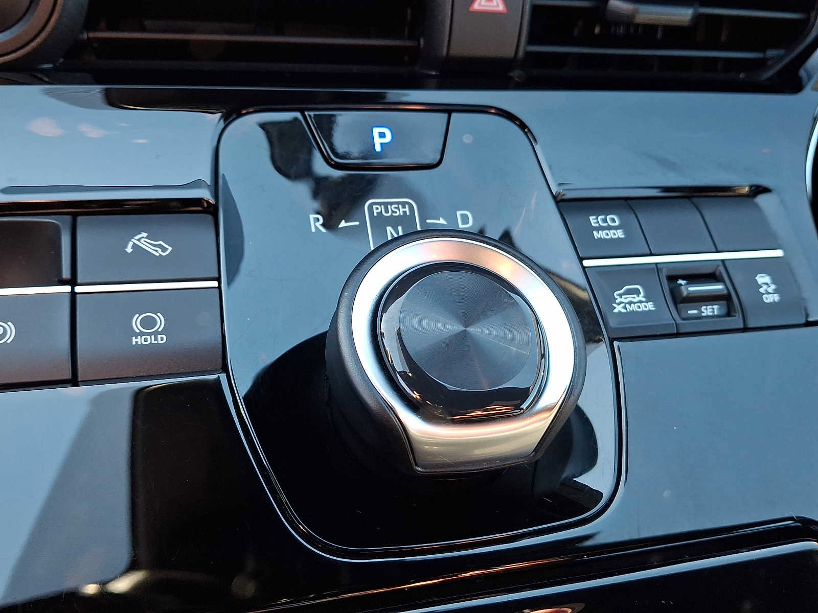 Certified 2025 Toyota bZ4X AWD image 18