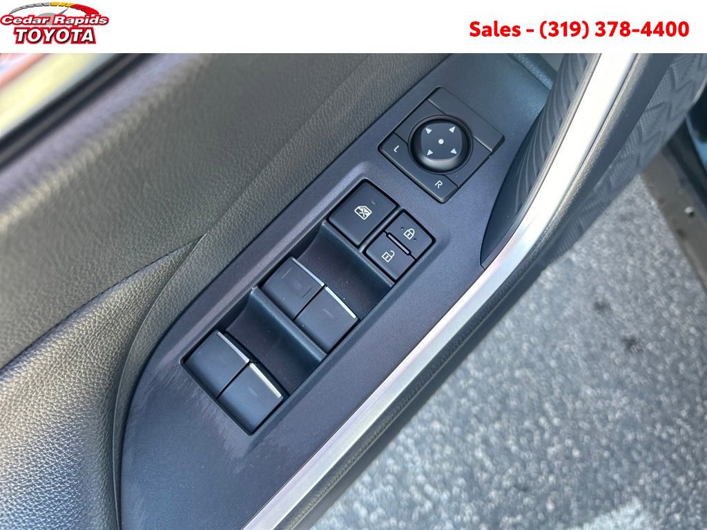 New 2025 Toyota RAV4 SE image 11