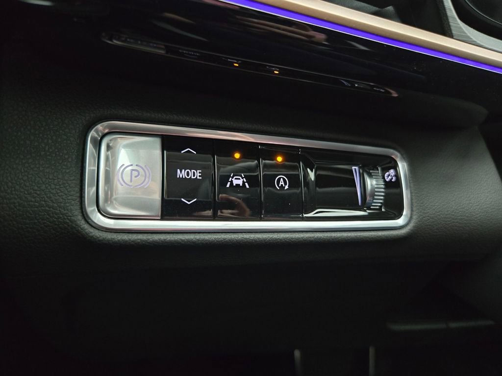 New 2025 Buick Envision Sport Touring image 25