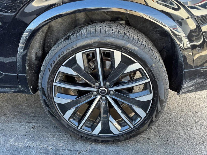 Certified 2025 Volvo XC90 B6 Plus image 8