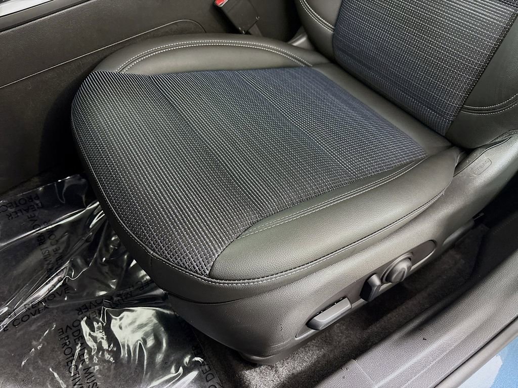 Used 2025 Buick Envista Preferred w/ Convenience I Package image 20