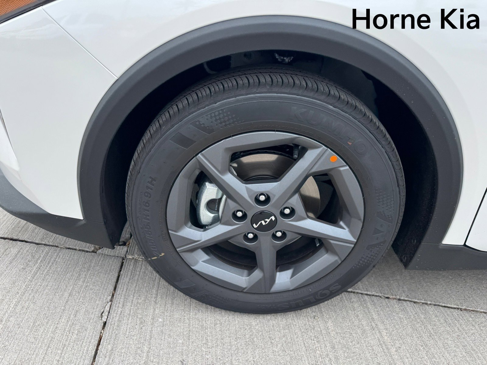 New 2026 Kia K4 LXS FWD image 8