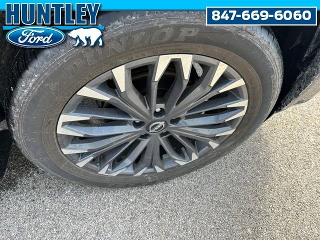 Used 2024 Nissan Rogue Platinum w/ Platinum Premium Package AWD/4WD image 8