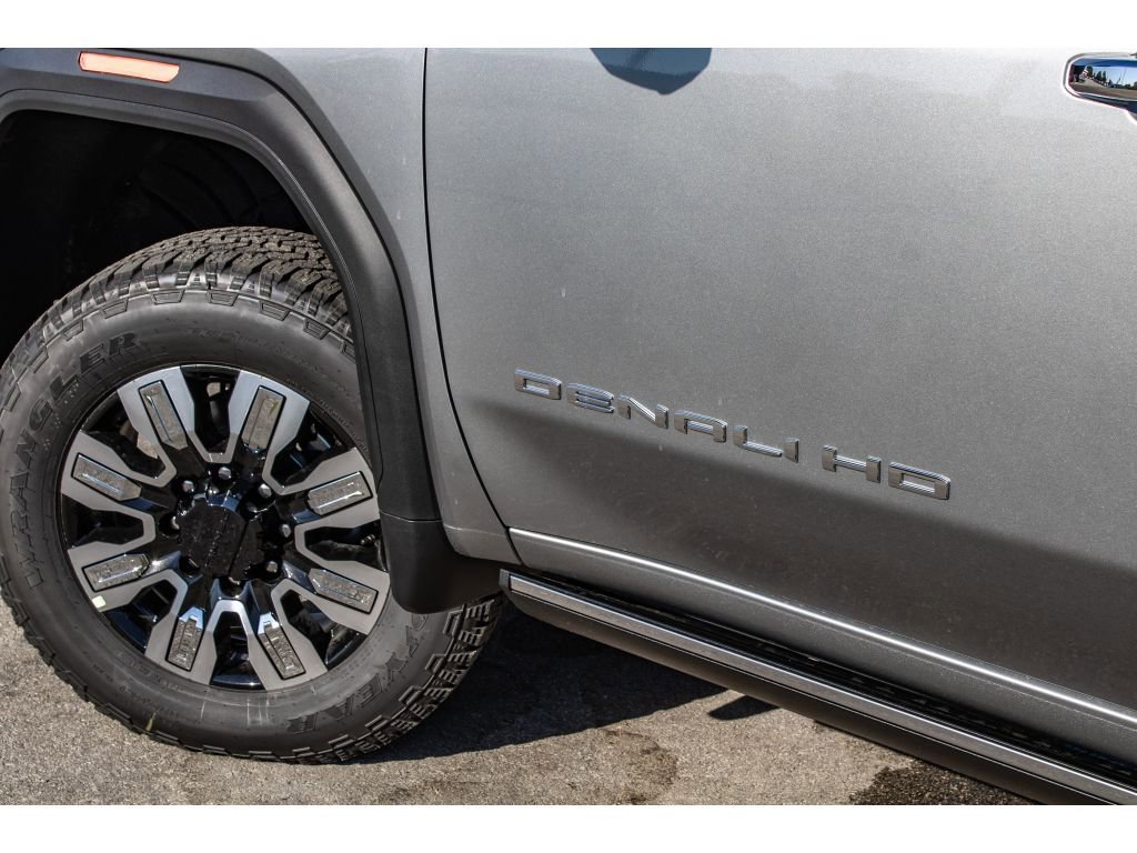 New 2026 GMC Sierra 2500 Denali w/ Denali Reserve Package image 12