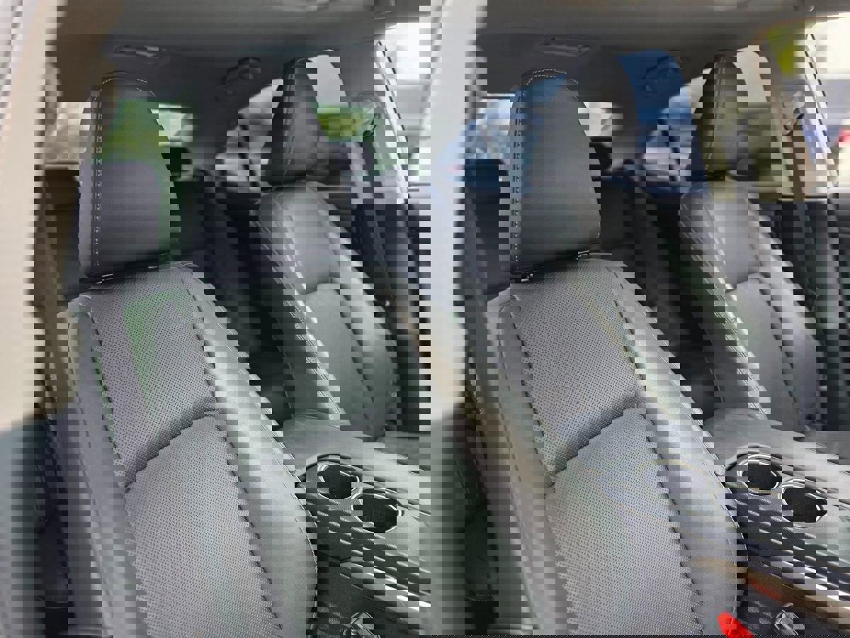 Used 2016 Lexus IS 200t image 11