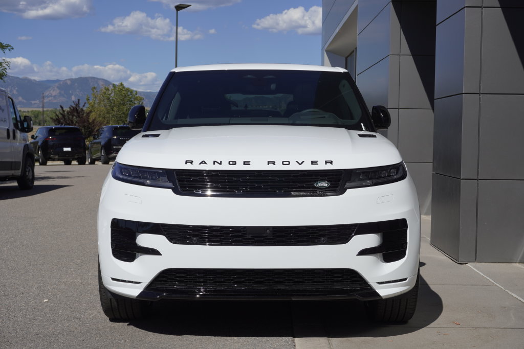 New 2026 Land Rover Range Rover Sport Dynamic SE AWD/4WD image 5