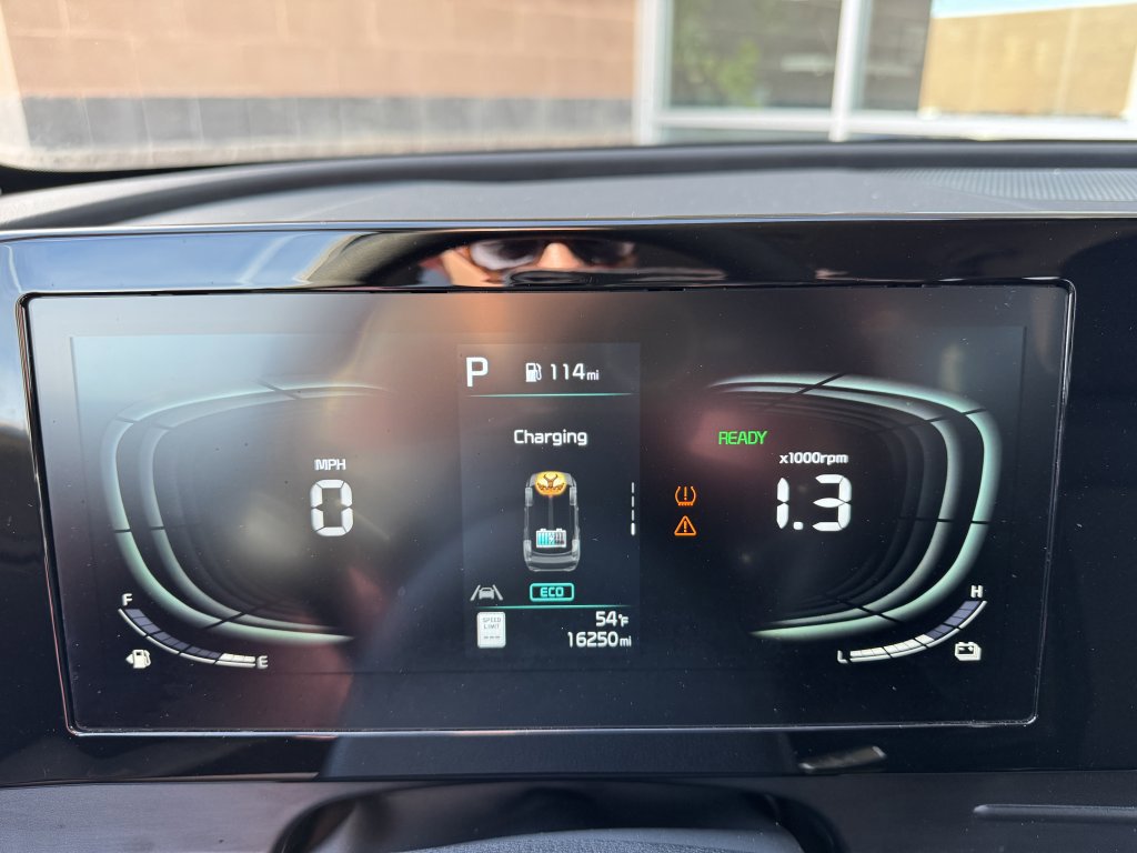 Used 2023 Kia Sportage LX image 20