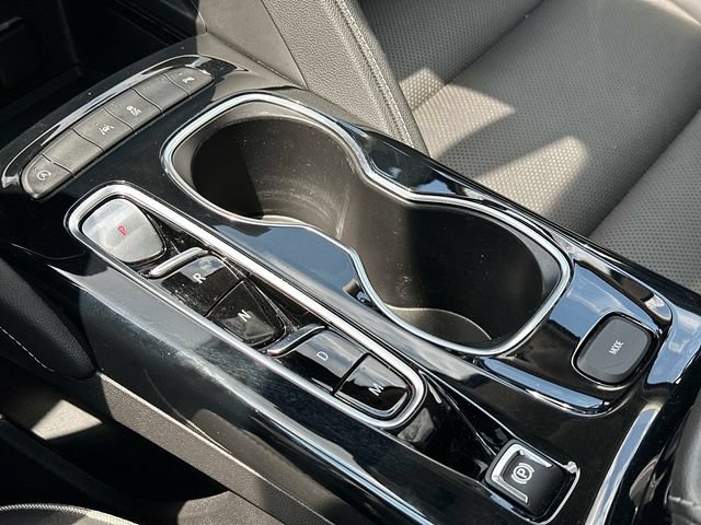 Used 2021 Buick Envision Essence FWD image 31