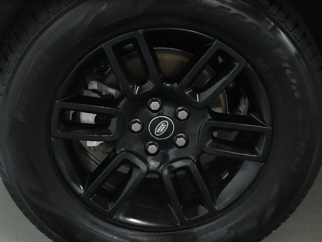 Certified 2023 Land Rover Defender 110 S AWD/4WD image 40