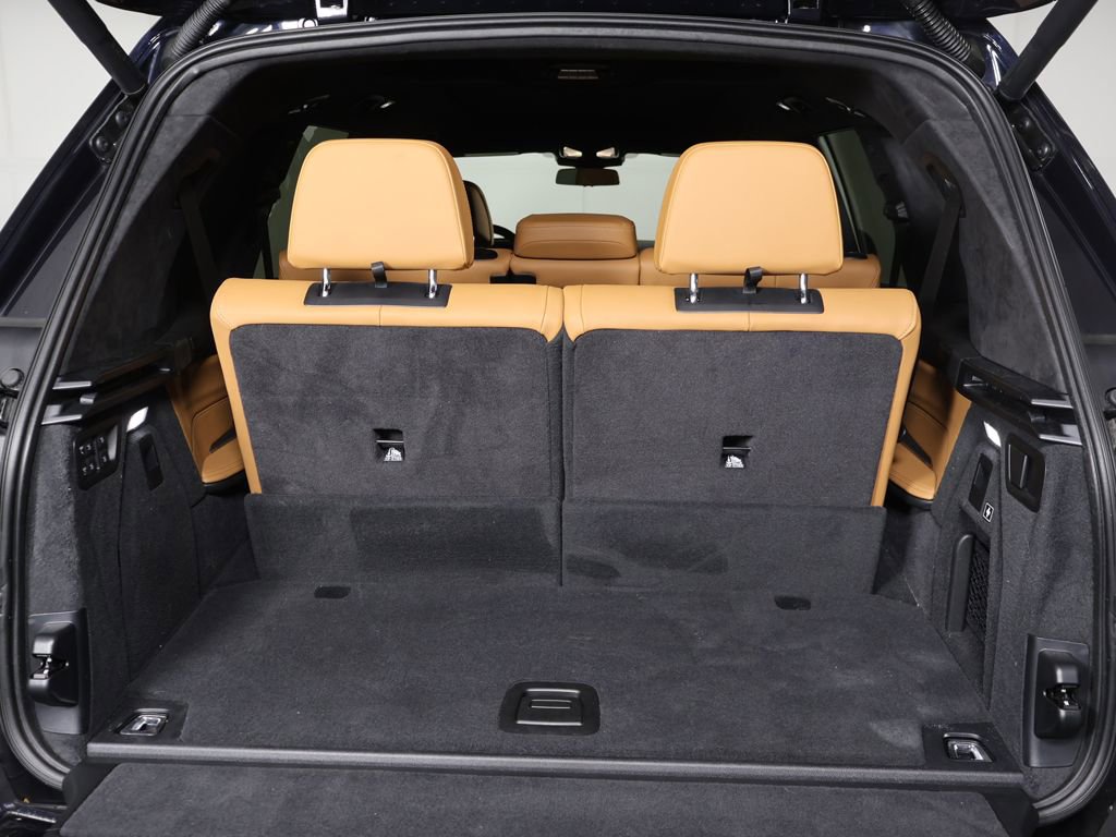 Used 2023 BMW X7 xDrive40i w/ M Sport Package AWD/4WD image 20