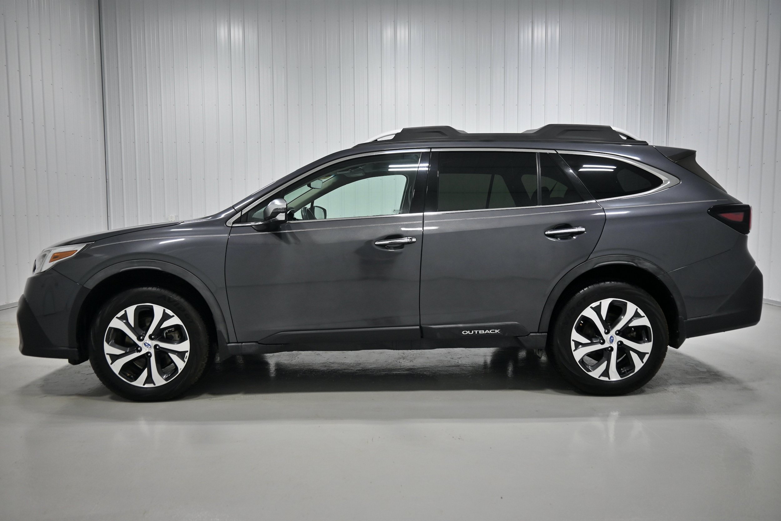 Used 2020 Subaru Outback Touring XT AWD/4WD image 24