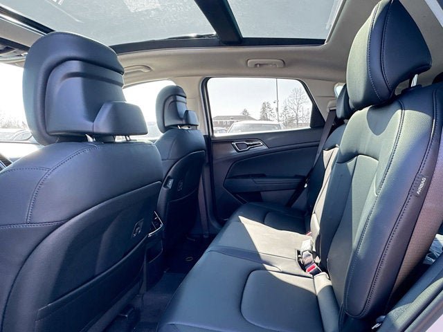 Certified 2025 Kia Sportage EX w/ EX Premium Package AWD/4WD image 27