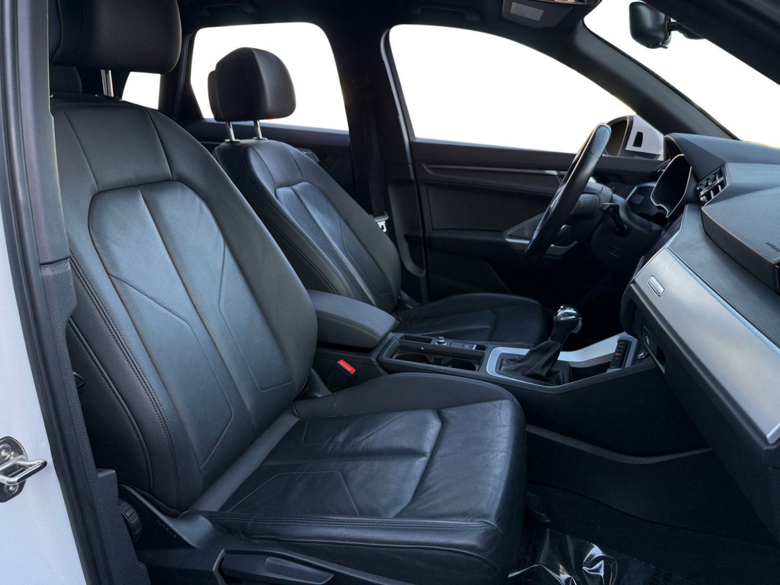 Used 2020 Audi Q3 2.0T Premium w/ Convenience Package image 15