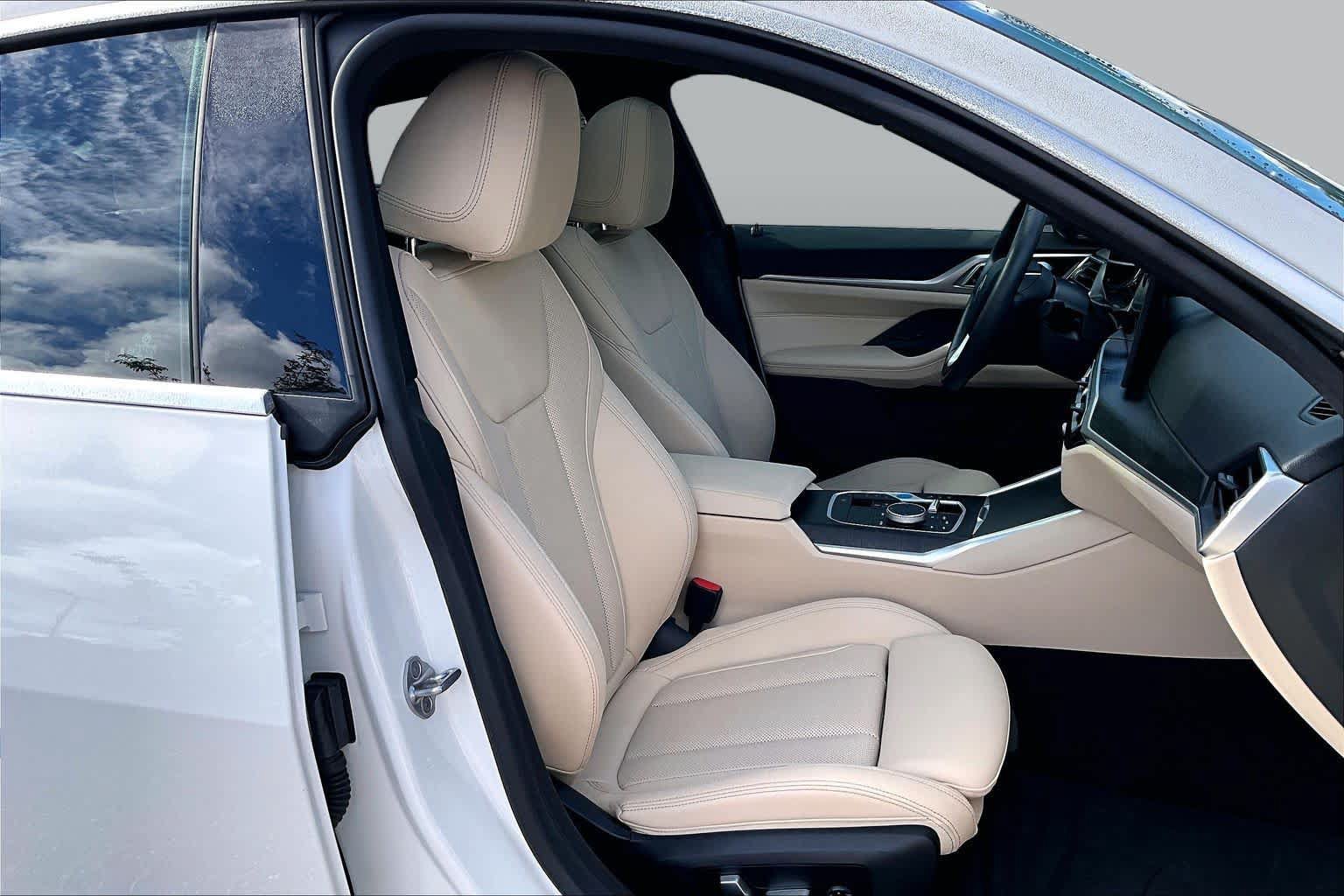 Used 2024 BMW i4 eDrive40 w/ Premium Package RWD image 8