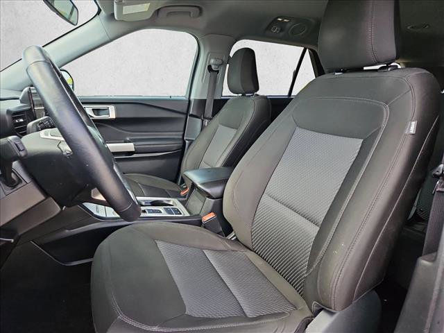Used 2023 Ford Explorer XLT image 14