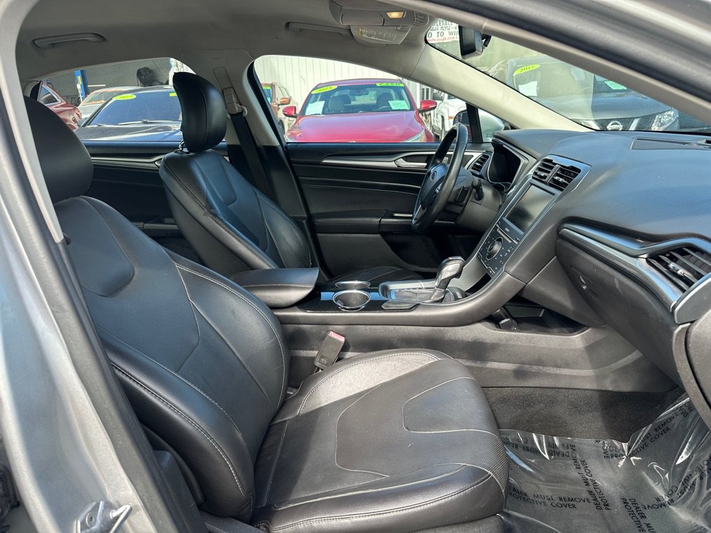 Used 2014 Ford Fusion Titanium FWD image 13