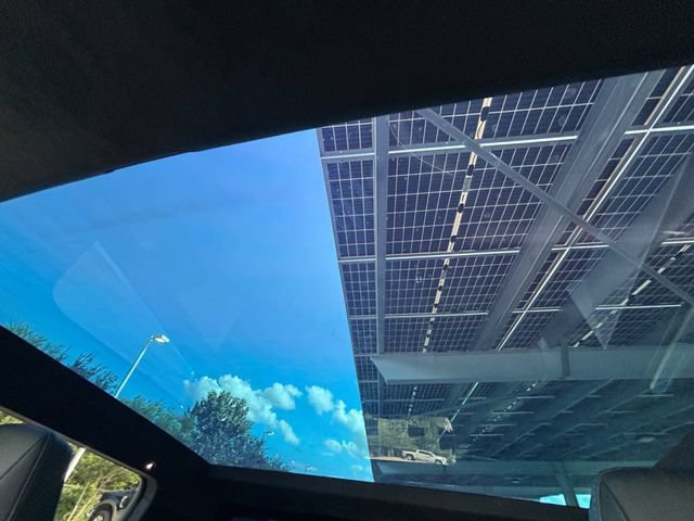 Used 2024 Tesla Cybertruck AWD Crew Cab image 8