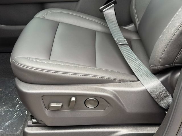 New 2026 Chevrolet Tahoe LT w/ Comfort Package AWD/4WD image 24