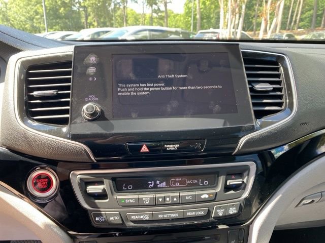 Used 2021 Honda Pilot Touring image 32