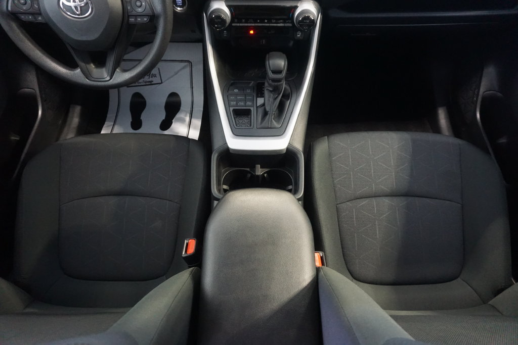 Certified 2025 Toyota RAV4 XLE AWD/4WD image 29