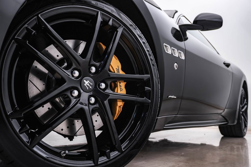 Used 2018 Maserati GranTurismo Sport image 5