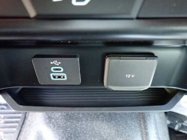 New 2026 Ford F550 4x4 Regular Cab Super Duty image 19