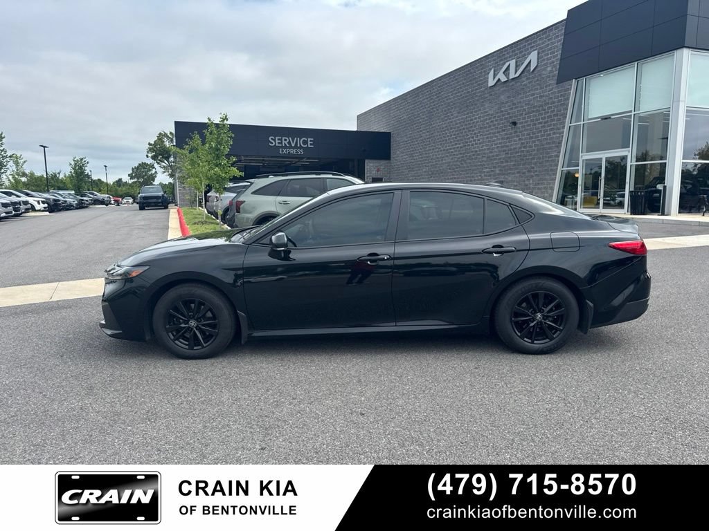 Used 2025 Toyota Camry LE FWD image 7