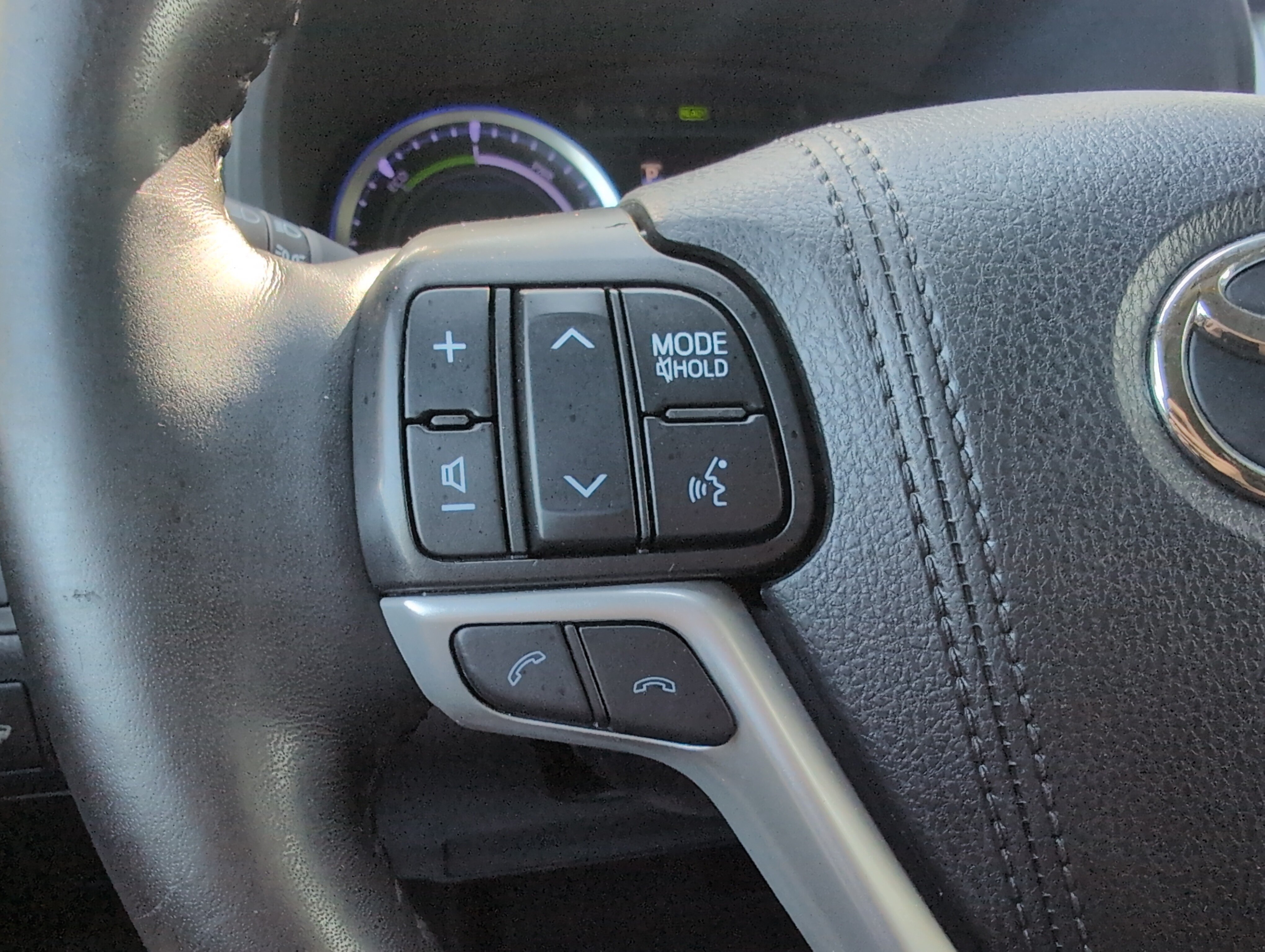 Used 2019 Toyota Highlander Limited Platinum AWD/4WD image 18