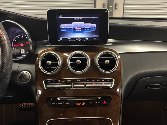 Used 2017 Mercedes-Benz GLC 300 4MATIC image 19
