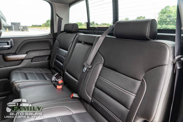 Used 2019 GMC Sierra 2500 Denali w/ Duramax Plus Package AWD/4WD image 29