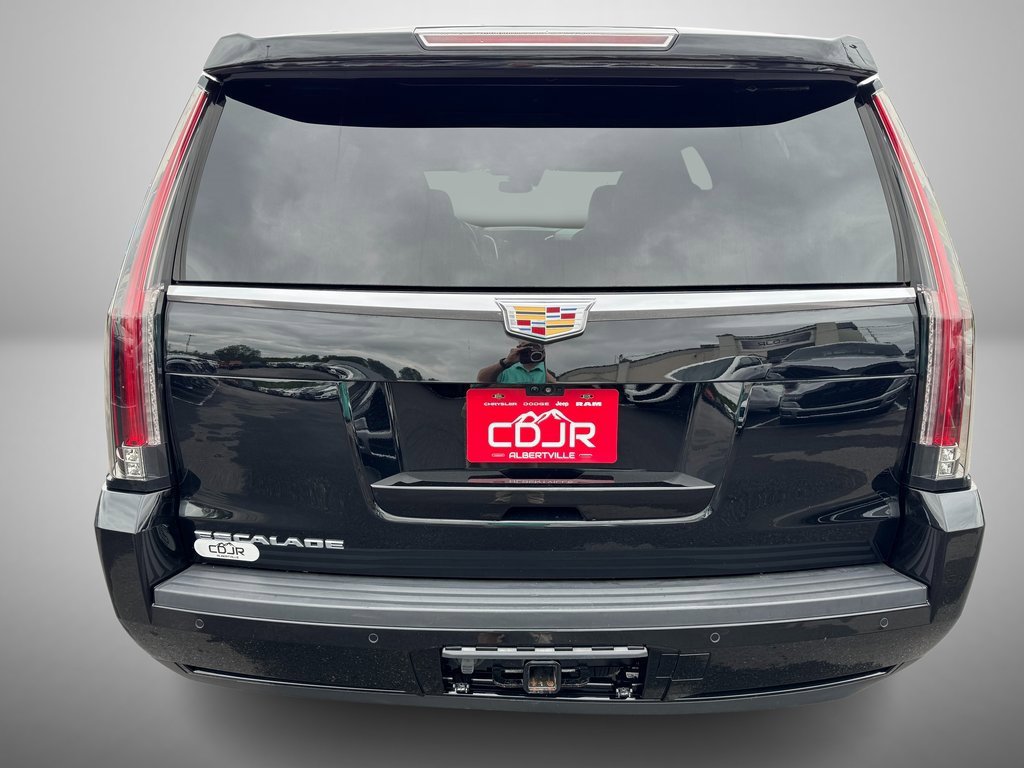 Used 2020 Cadillac Escalade Premium Luxury image 7