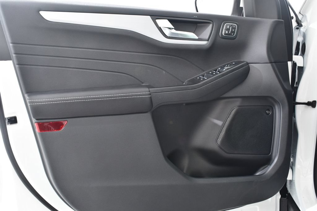 New 2025 Ford Escape SE w/ PHEV Premium Package FWD image 22