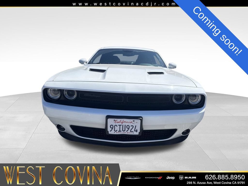 Used 2022 Dodge Challenger SXT w/ Blacktop Package RWD video 2