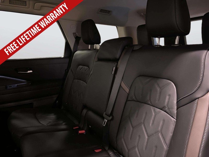 New 2026 Nissan Pathfinder Platinum w/ Cargo Package AWD/4WD image 30
