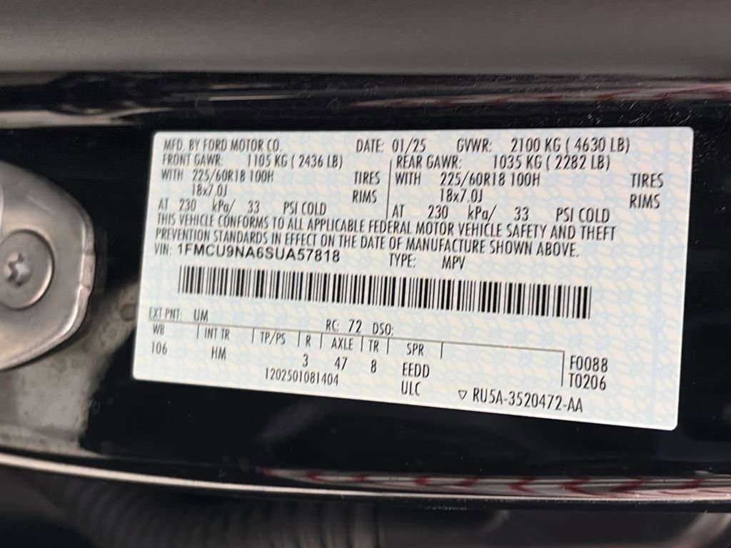 Certified 2025 Ford Escape ST-Line Select image 9